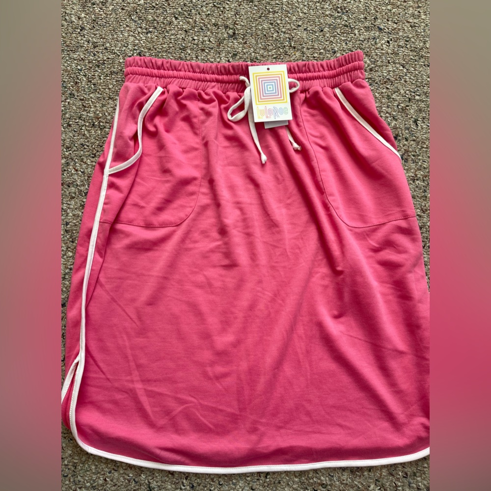 This a Barbie pink skirt, from LuLaroe. Brand New.